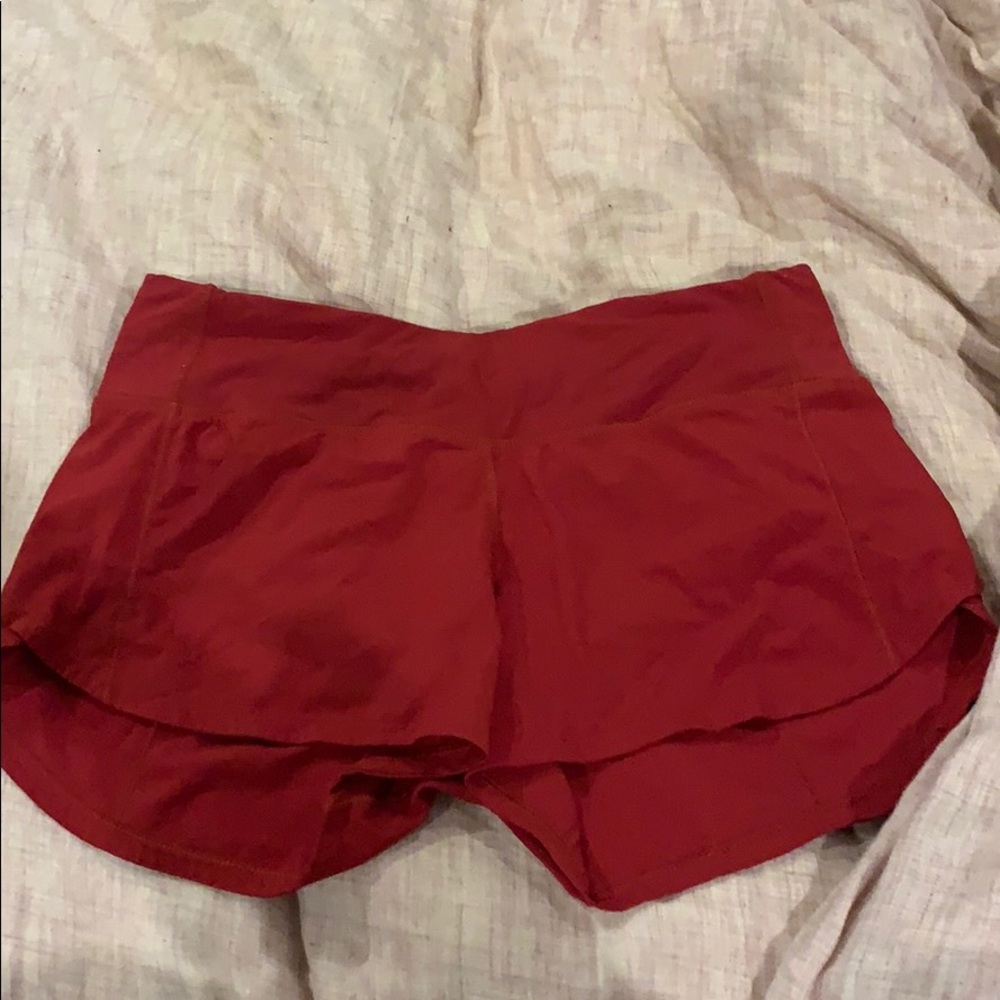 lululemon speed up shorts 2.5